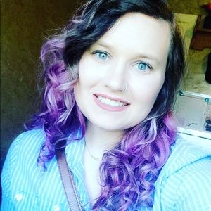 Meet your Posher, Ashlie